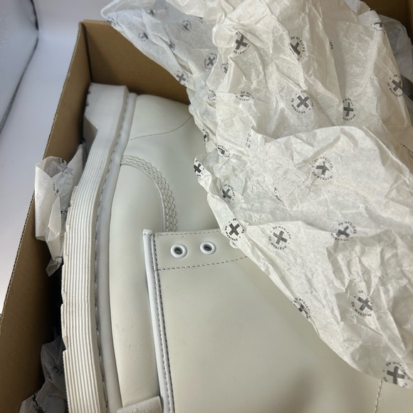 Dr. Martens 1460 Pascal Mono Smooth Leather Lace Up Boots- US:11M/12W, White, - Picture 16 of 16